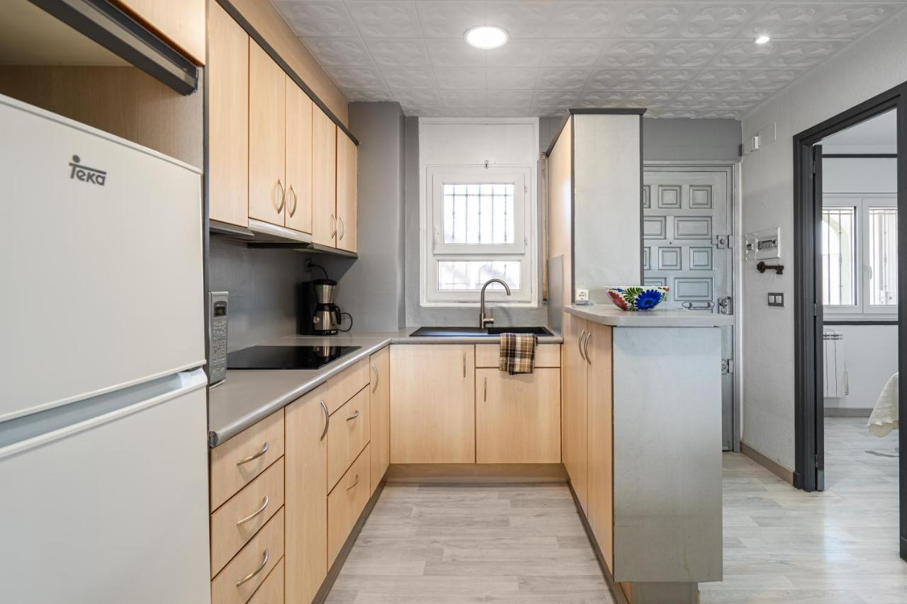 Welcs Apartamento 012 Emp En El Centro De אמפוריבראבה מראה חיצוני תמונה